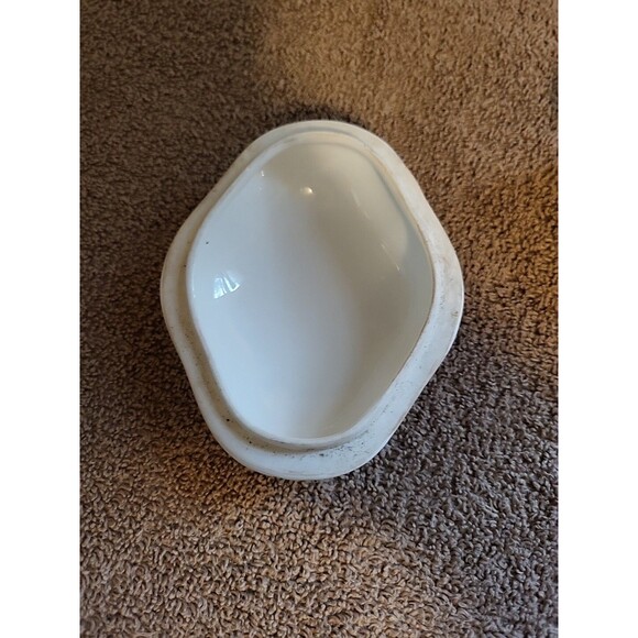 Vtge Vienna Woods MANN Porcelain Egg Blue Design china Trinket Box 5"x4" preown - Picture 8 of 16